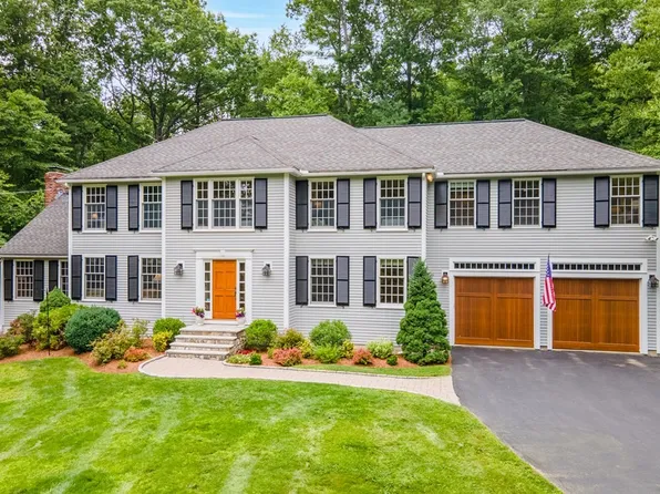 15 Willis Holden Dr, Acton, MA 01720