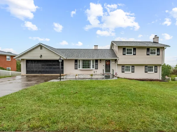 5835 Brahma Rd, Roanoke, VA 24018