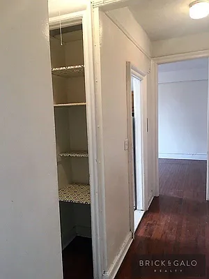 Rented by BRICK & GALO REALTY CORP | media 7