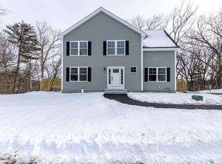 12 Hadley Rd, Merrimack, NH 03054