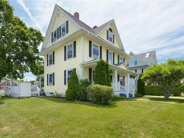 52 Narragansett Ave, Narragansett, RI 02882