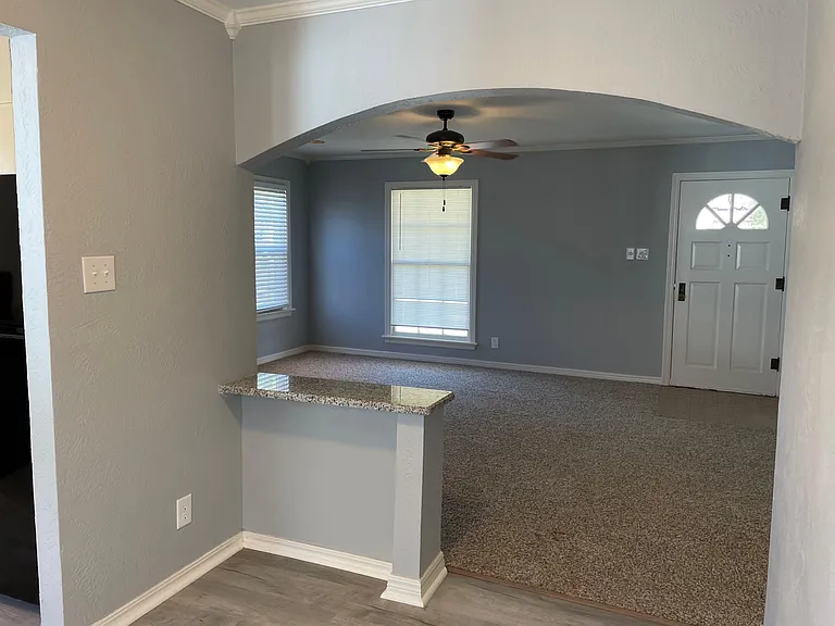 1231 Mary Ellen St — Photo 13