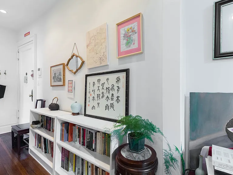 166 W 72nd St #3-C — Photo 2