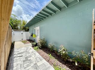 532 Highland St N #1/2, Saint Petersburg, FL 33701