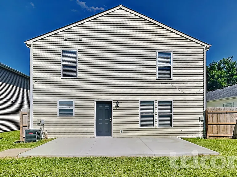 6238 Monteo Ln — Photo 15