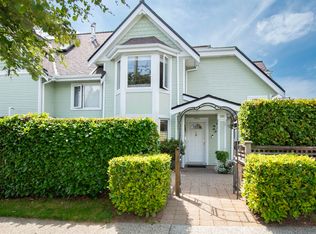 1015 Saint Andrews Ave, North Vancouver, BC V7L 4S3