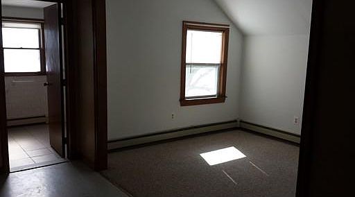 2nd image of 2031 Cedar St #2