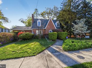1700 N Stafford St, Arlington, VA