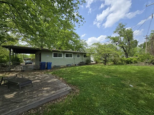 10304 Bon Oak Dr — Photo 2