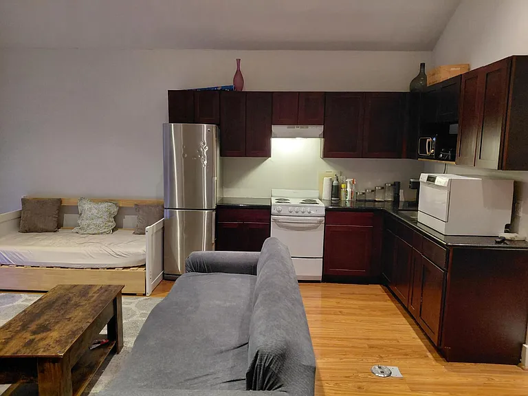 414 Peden St #A — Photo 13