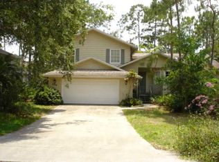 486 Chatham Cir, Naples, FL 34110