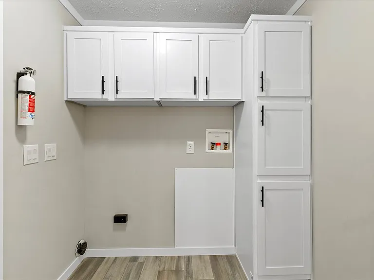 Hillcrest MHP — Photo 16