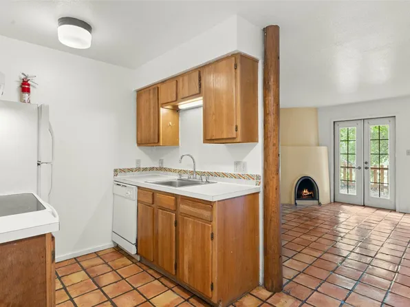 2600 W Zia Rd APT H11, Santa Fe, NM 87505