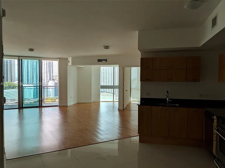 350 S Miami Ave #1901 — Photo 32