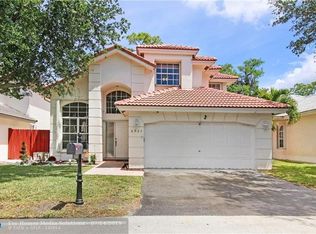 6927 NW 26th St, Margate, FL 33063
