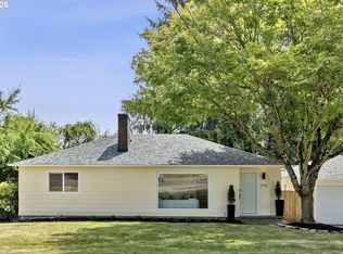 9710 SW 52nd Ave, Portland, OR 97219