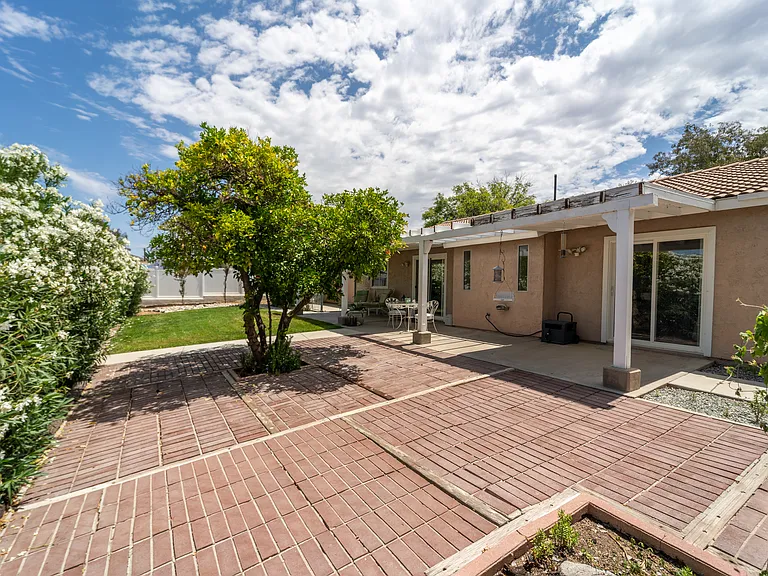 30097 Windward Dr — Photo 2