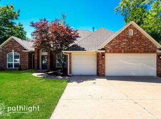 13905 Wellsburg Ct, Edmond, OK 73013