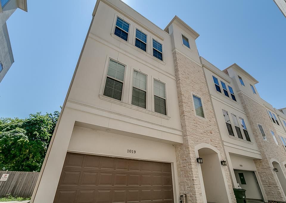 1st image of 5226 Kiam St Unit 1019