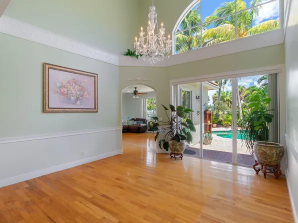 6243 Shadow Tree Lane, Lake Worth, FL 33463