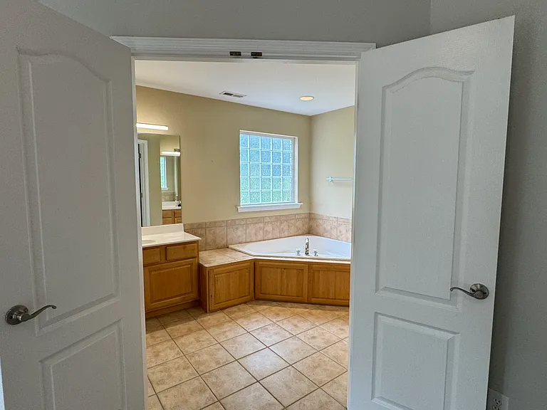 5685 Hyacinth Ln — Photo 44
