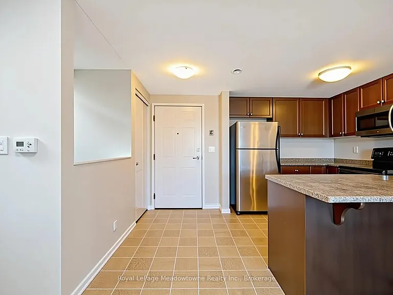 43 Goodwin Dr #307 — Photo 7