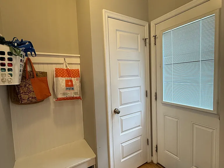 8049 Ellendale Dr #1 — Photo 13