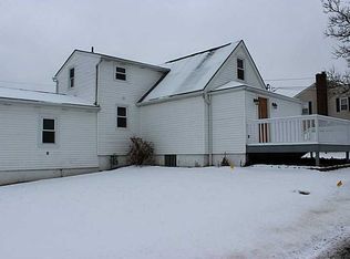 3110 Utah Dr, Lower Burrell, PA 15068