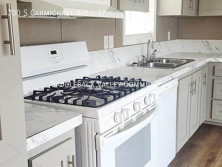700 S Carmichael Ave #37 — Photo 5