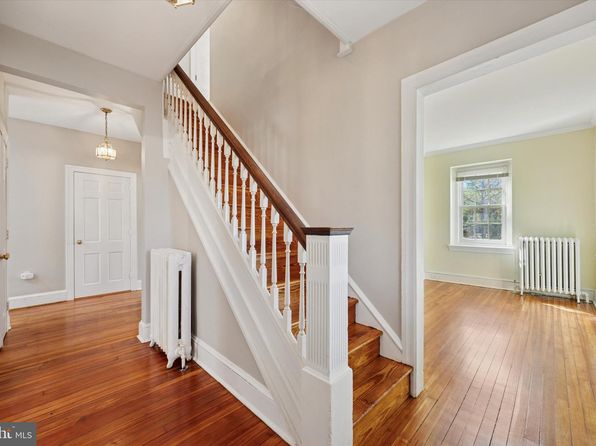8116 Flourtown Ave, Wyndmoor, PA 19038