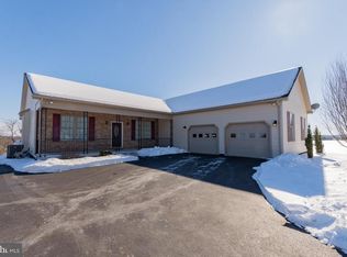 528 Delmar Orchard Rd, Martinsburg, WV 25403