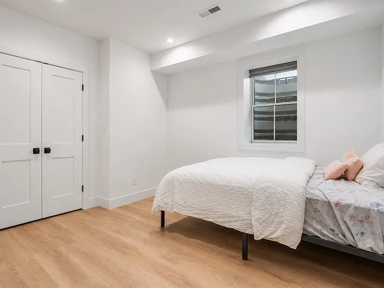 115 Summer St #1 — Photo 20
