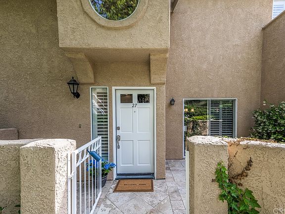 2nd image of 24019 Arroyo Park Dr