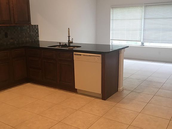 Kitchen & Dinning Room