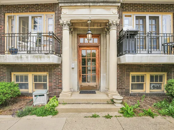 410 N Prairie St #14, Champaign, IL 61820