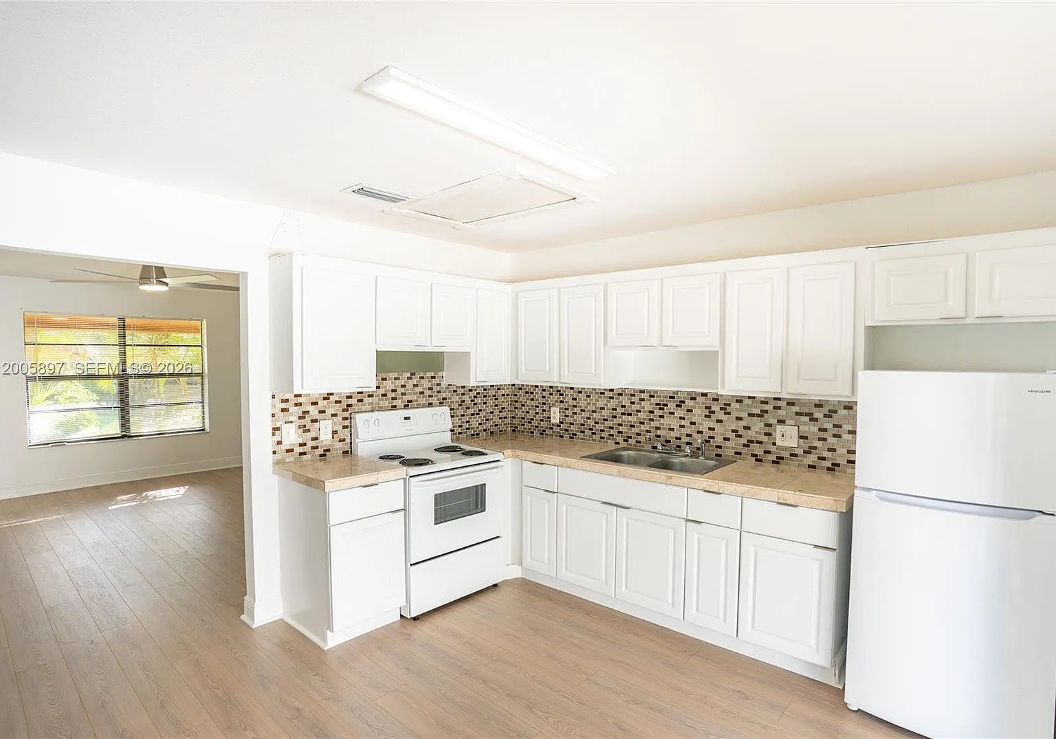 Selberg Properties K/A As — Photo 3