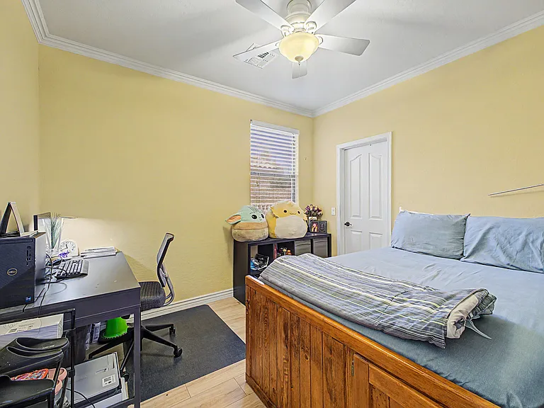 12867 W Segovia Dr — Photo 23