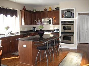 5th image of 18074 Stonebrook Dr