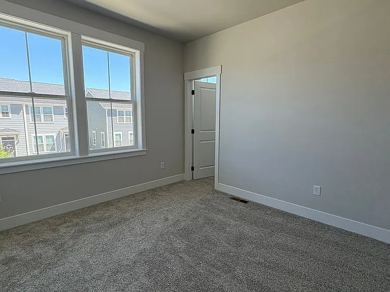 6114 Northstead Ave #201 — Photo 10