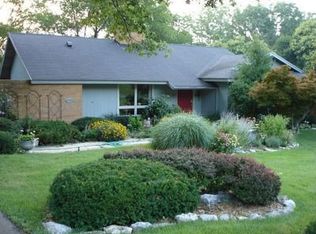 2405 Tuckaho Rd, Indian Hills, KY 40207