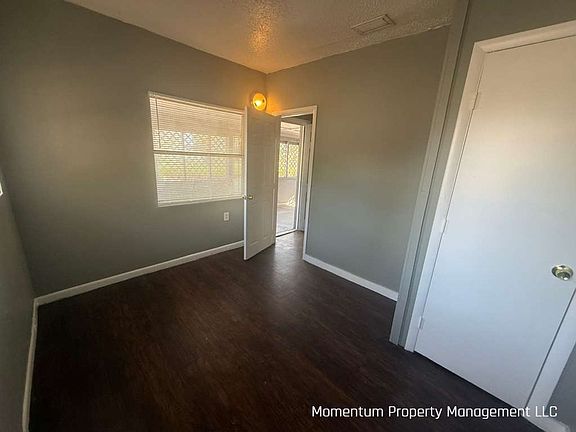 4th image of 836 Martin Luther King Jr Ave