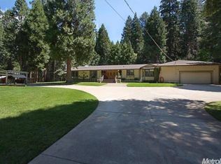 2823 Laurel Dr, Pollock Pines, CA 95726