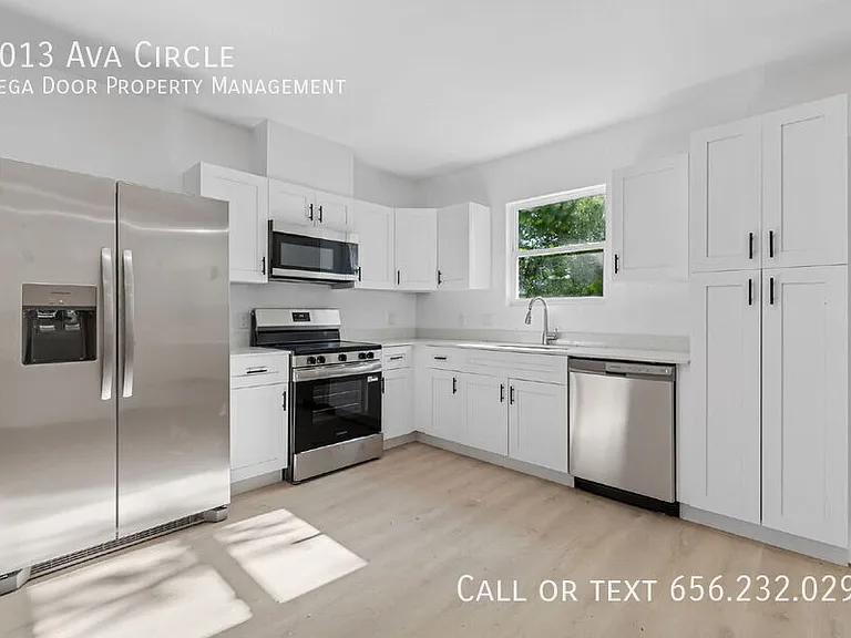 2013 Ava Cir — Photo 4