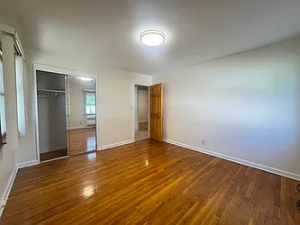 Rented by NY Space Finders Inc.