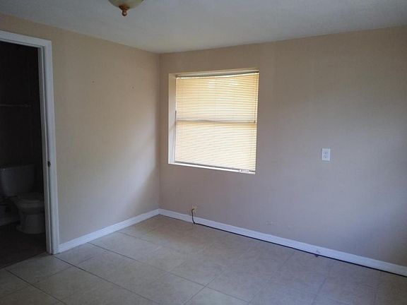 4th image of 6602 N Orleans Ave