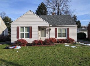 4241 W 227th St, Fairview Park, OH
