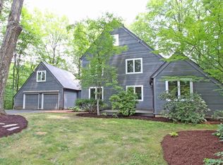 37 Clement St, Northampton, MA 01062