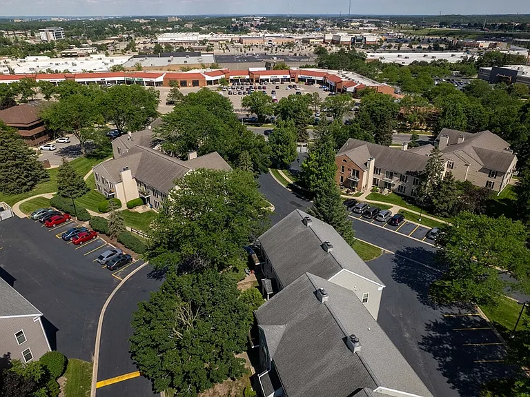 High Point Commons Apartments — Photo 5
