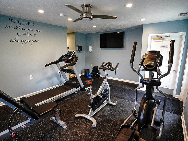 Stay active without leaving home. The on-site fitness center at Hamilton Station features cardio equipment and a TV to help make workouts more enjoyable and convenient.