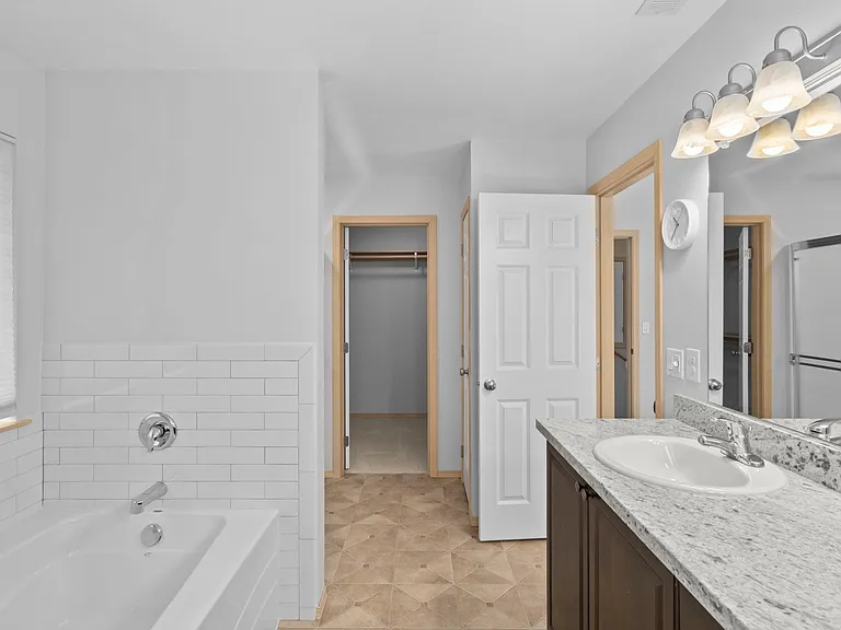 3823 S Mead St — Photo 19